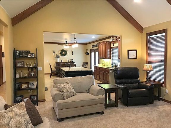4th image of 45059 Scotlyn Dr