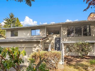 1012 NE 105th St #A, Seattle, WA 98125