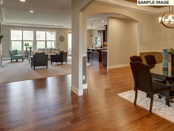 5th image of Tulip Ln