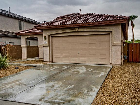 3rd image of 17320 N 168th Ln