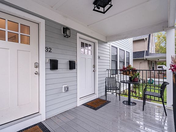 2nd image of 34 Perthshire Rd #34
