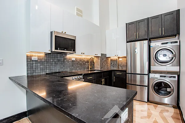 Rented by EXR | media 43