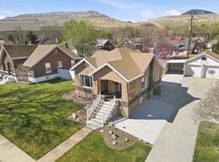 10306 S Apex Rd, Copperton, UT 84006