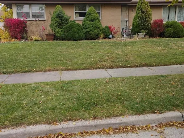 6500 North 81st STREET, Milwaukee, WI 53223