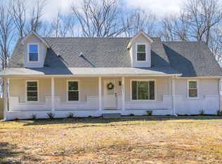 4592 Chester Harris Rd, Woodlawn, TN 37191