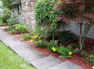 3315 Pine Timbers Dr, Johnson City, TN 37604