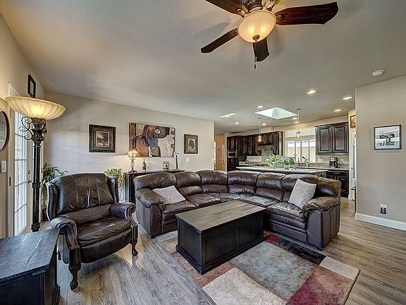 5th image of 6468 Washington St #21