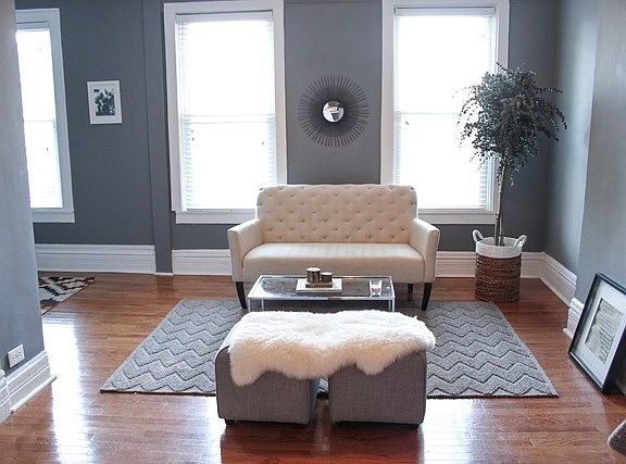 3rd image of 1512 N Maplewood Ave #2