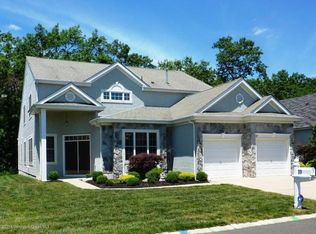 29 Pebble Beach Blvd, Jackson, NJ 08527