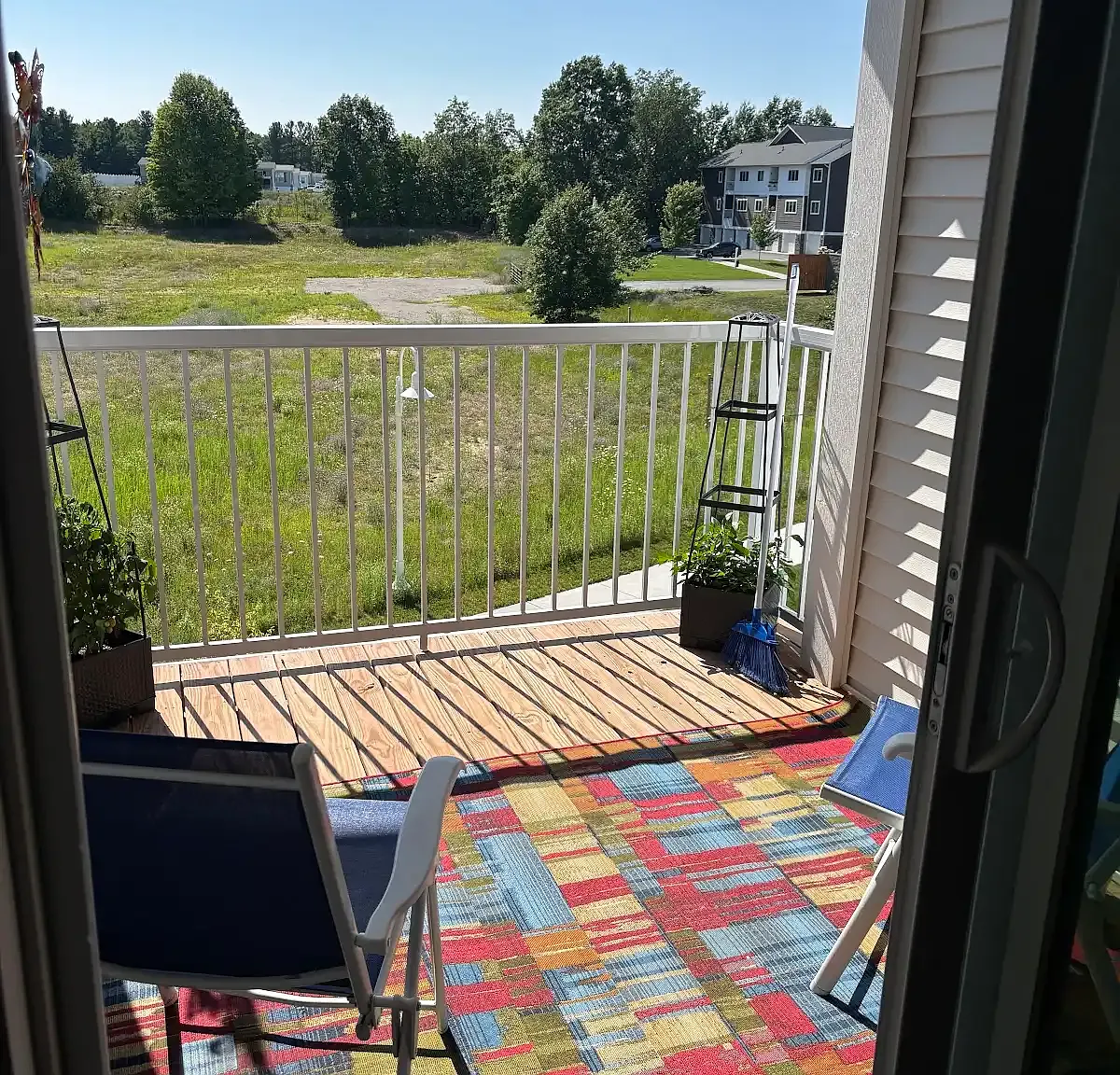 2 bed, 1100 sqft, $1,200 — Photo 2