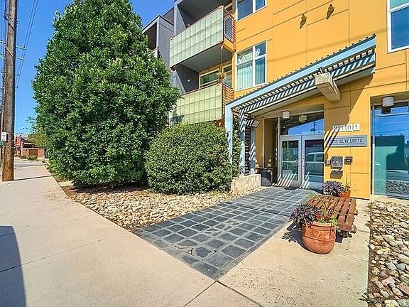 2nd image of 3101 Blake St Unit 312