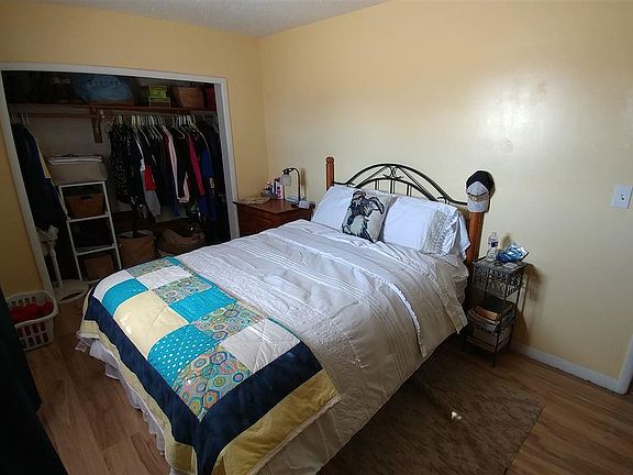 5th image of 1130 W 17th Ave