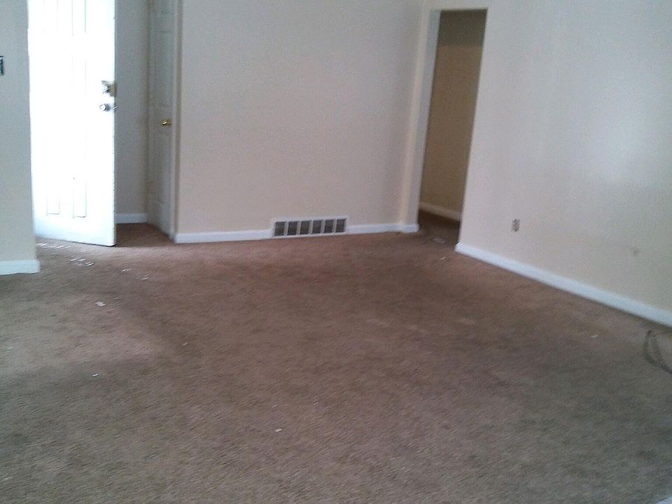 2nd image of 17514 S Miles Rd