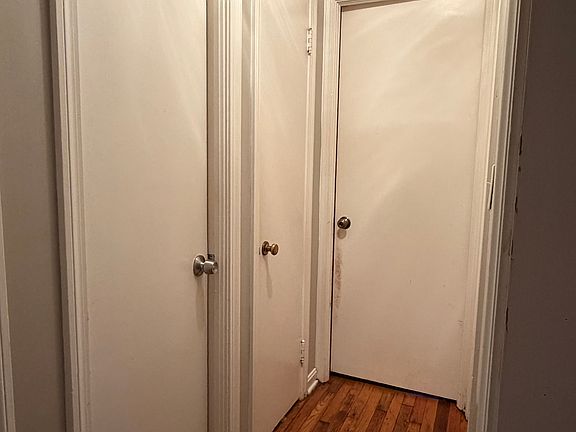 4th image of 106 Grant St