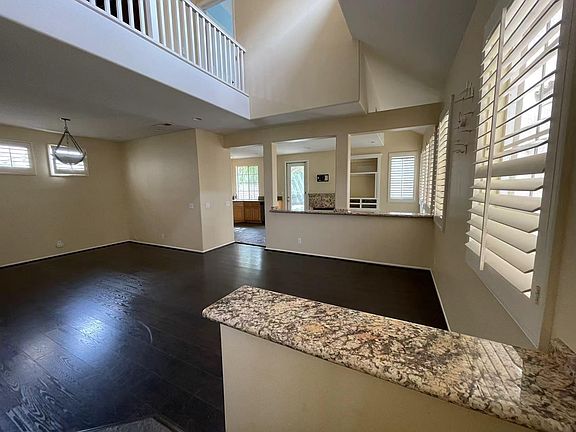 5th image of 3116 La Casa Ct