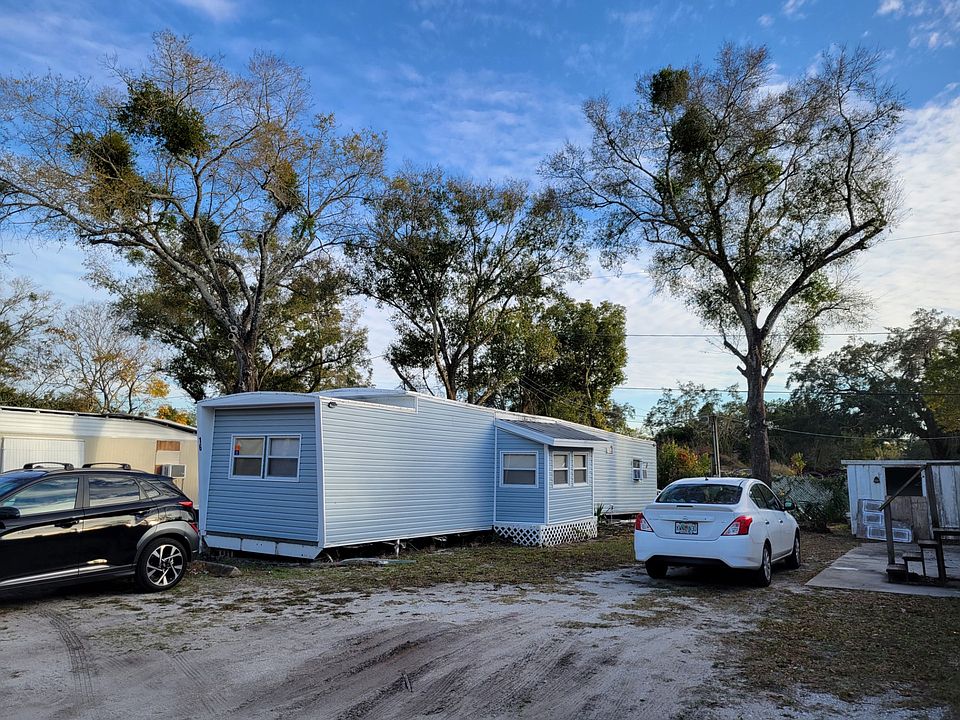 1st image of 10921 N Nebraska Ave #16