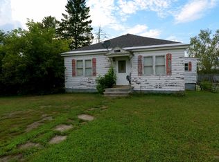 42 School Ave, Limestone, ME 04750