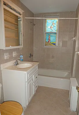 Sold by Century 21 Mizrahi Realty | media 34