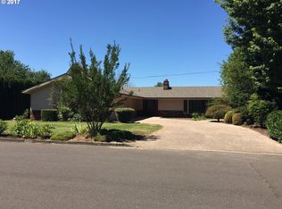 221 Workman Dr, Woodburn, OR 97071