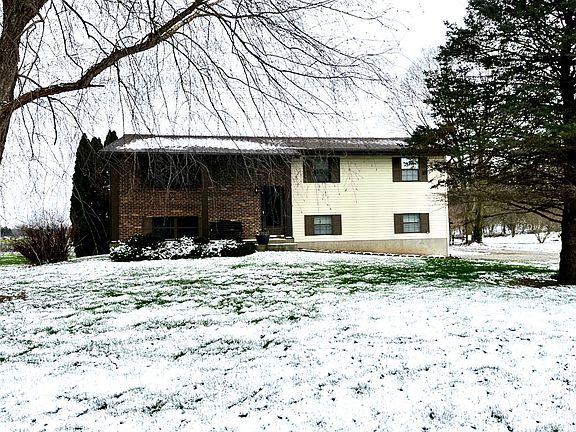 2nd image of 161 Lana Ln