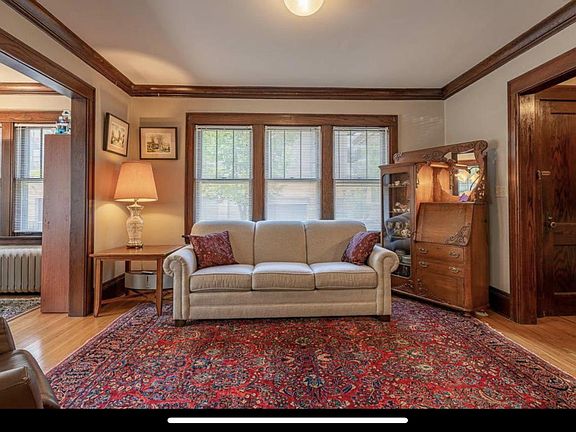 5th image of 1554 Hague Ave APT 1