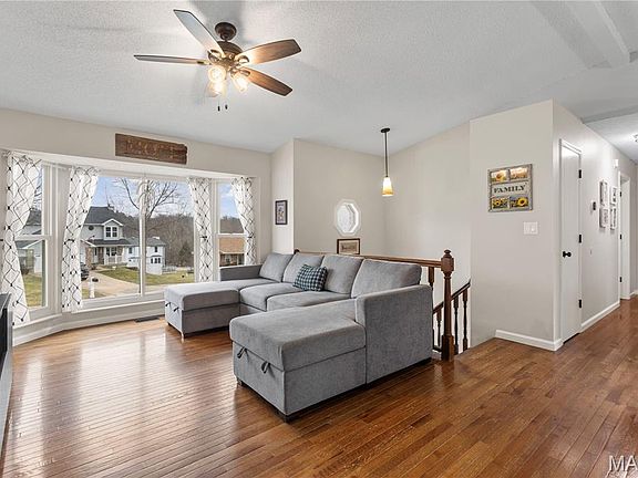 4th image of 4229 Sunny Glen Ct