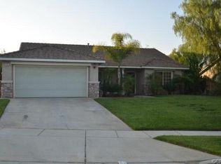 791 Canary Ln, Corona, CA 92879