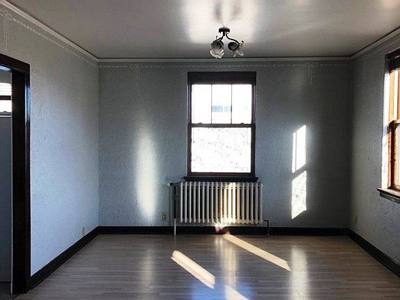 5th image of 654 4th Ave N APT 400