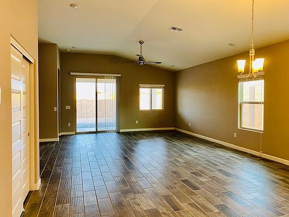 3rd image of 751 S Courts Redford Dr