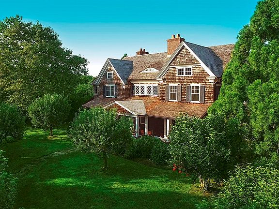 3rd image of 42 Beach Ln