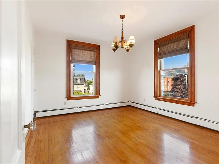 79 Prospect St #2 — Photo 23