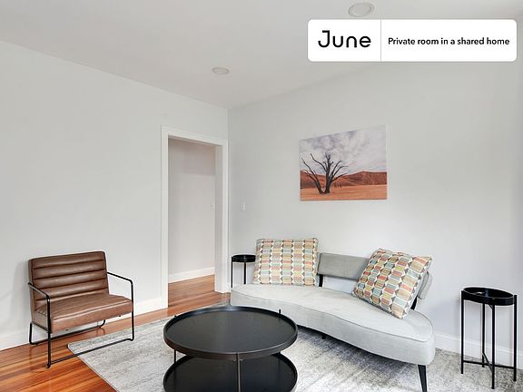 5th image of 28 Hunnewell Ave #D