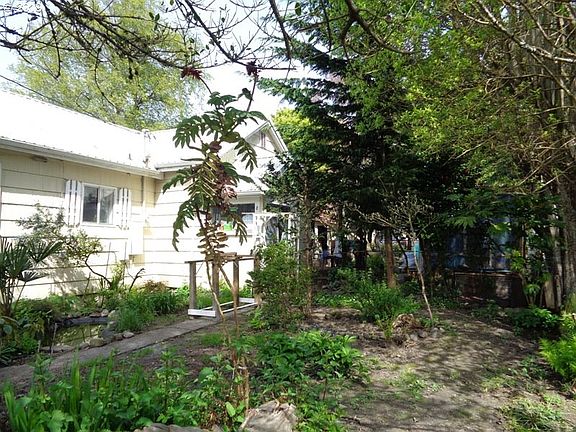 4th image of 63721 Harriet Rd