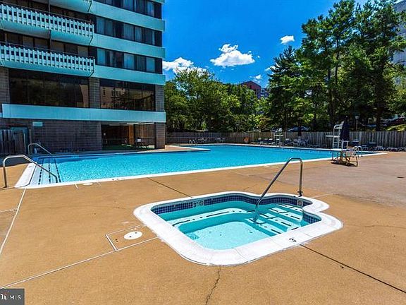 3rd image of 6301 Stevenson Ave APT 1109