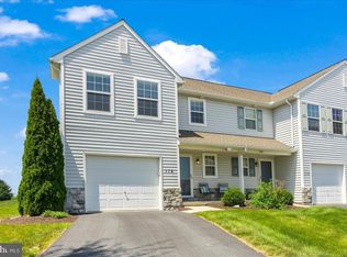 176 N Village Cir #U-0102, Palmyra, PA 17078