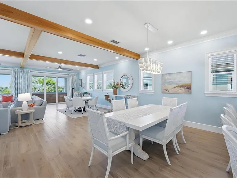 113 Aqua Ln — Photo 13