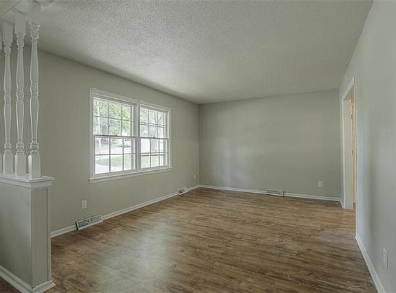 5th image of 7801 E 117th St