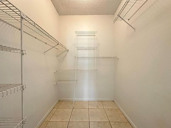 5th image of 891 Cypress Park Way APT I