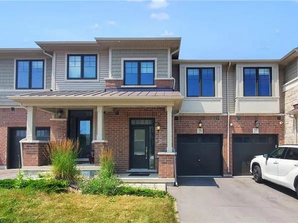25 Hollywood Ct, Cambridge, ON N1R 0C7
