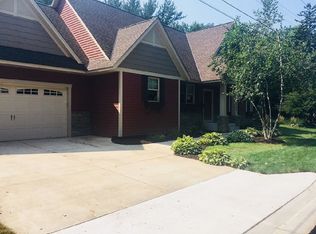2280 8th St, White Bear Lake, MN 55110