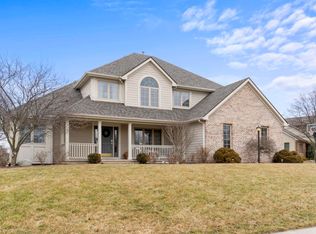 14004 Raynham Rd, Fort Wayne, IN 46814