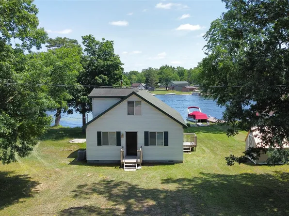 6575 Circle Dr, Harrison, MI 48625