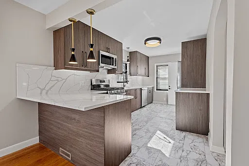 6 bed, 1080 sqft, $750 — Photo 4