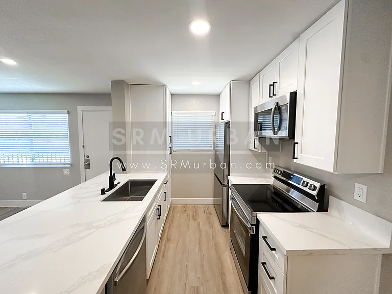 3209 Meade Ave #12 — Photo 12