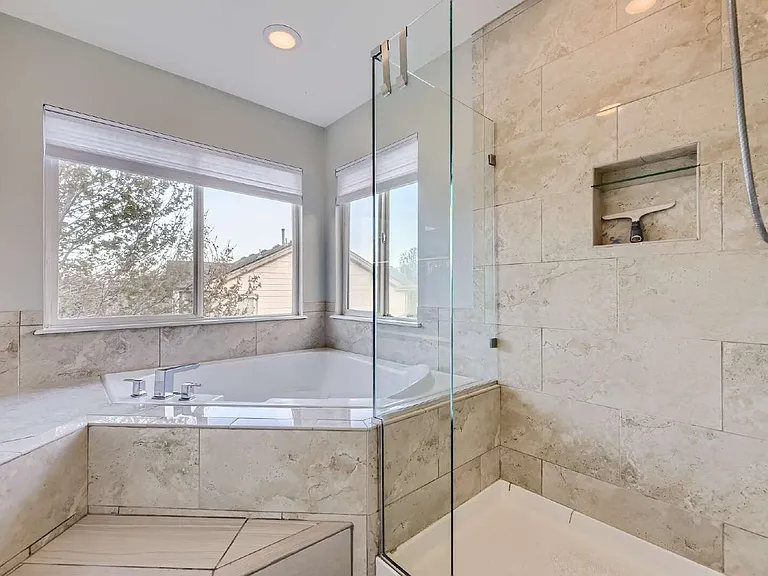 6631 W Alamo Dr — Photo 16
