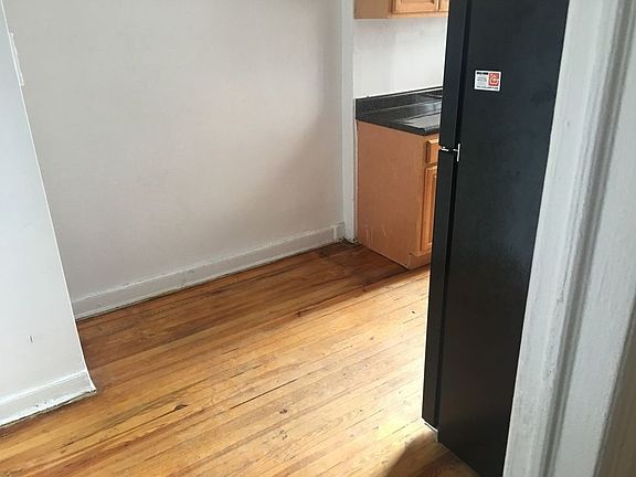 5th image of 50 E 18th St #10D