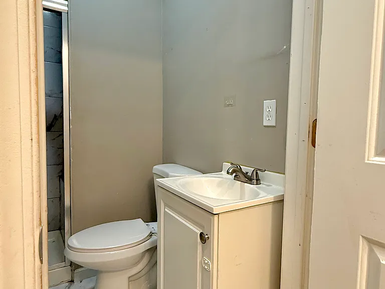 1801 W Ontario St #2 — Photo 4