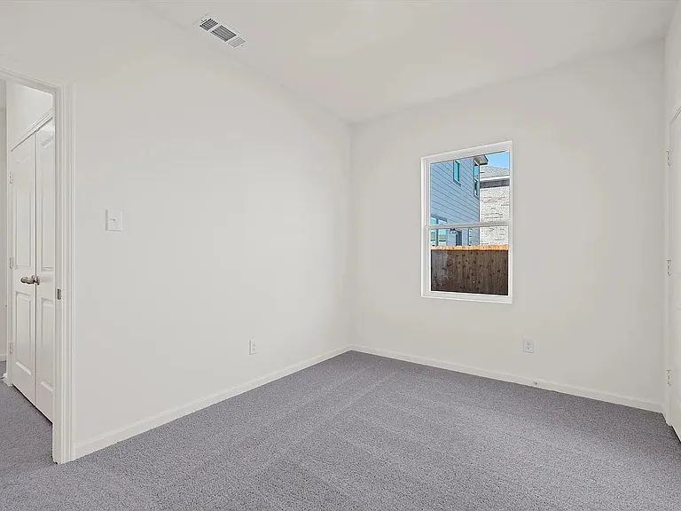 125 Three Chimneys Ln — Photo 4