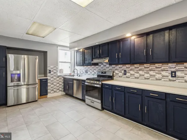 3526 Oakmont St, Philadelphia, PA 19136