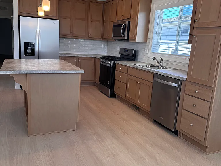 Kitchen other view